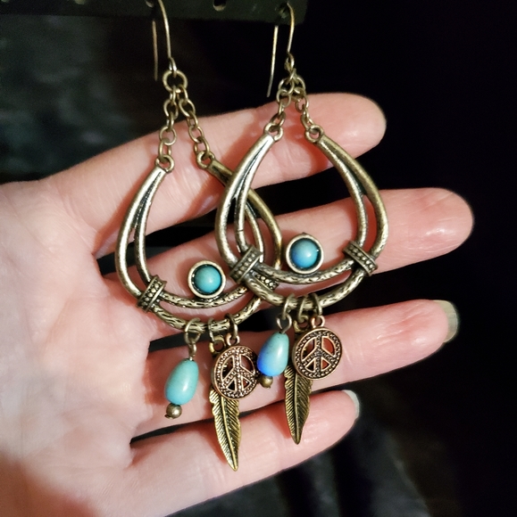 Vintage 70's earrings Peace Signs Native Feathers 3 1/2" - Picture 7 of 9